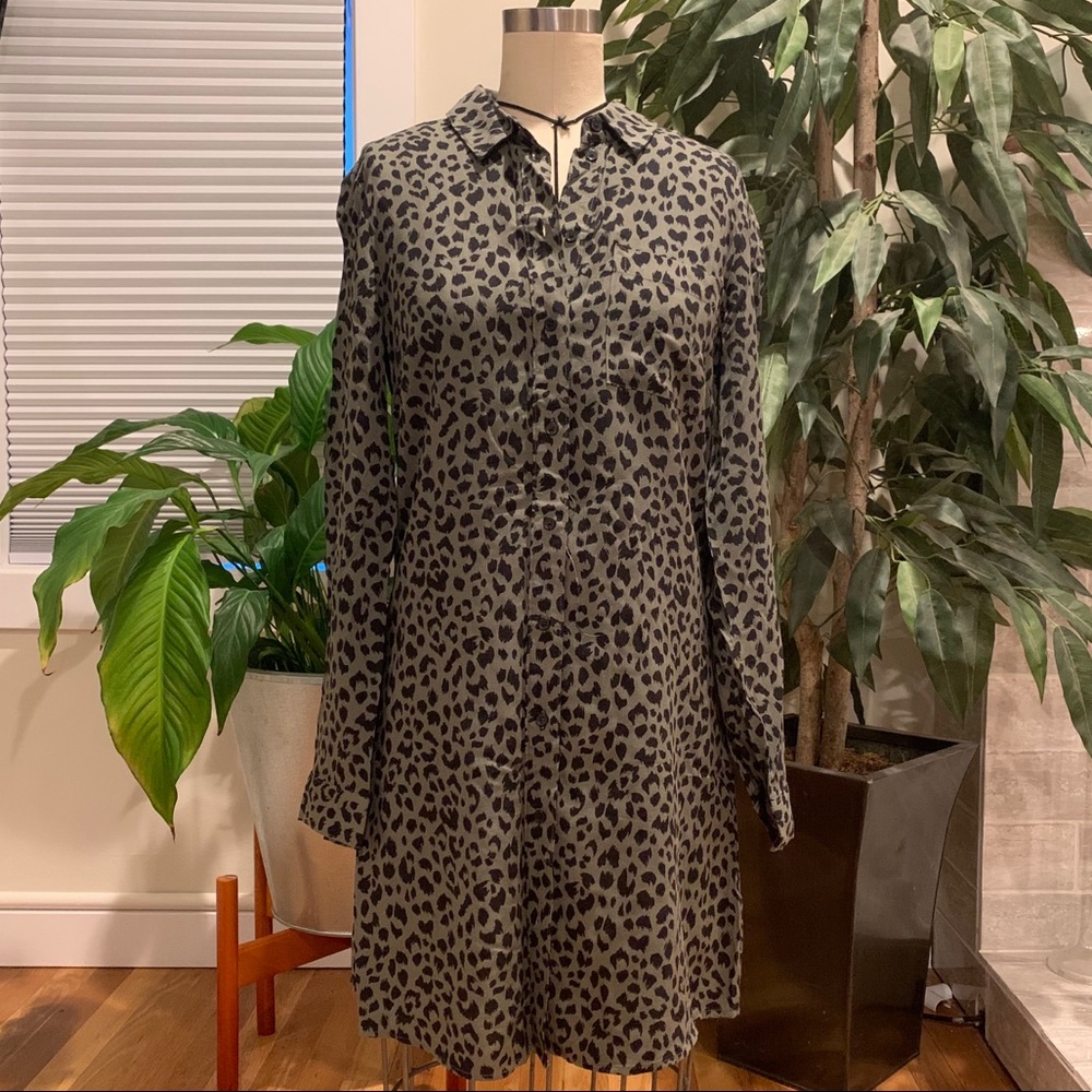 H&M Divided black green leopard print dress